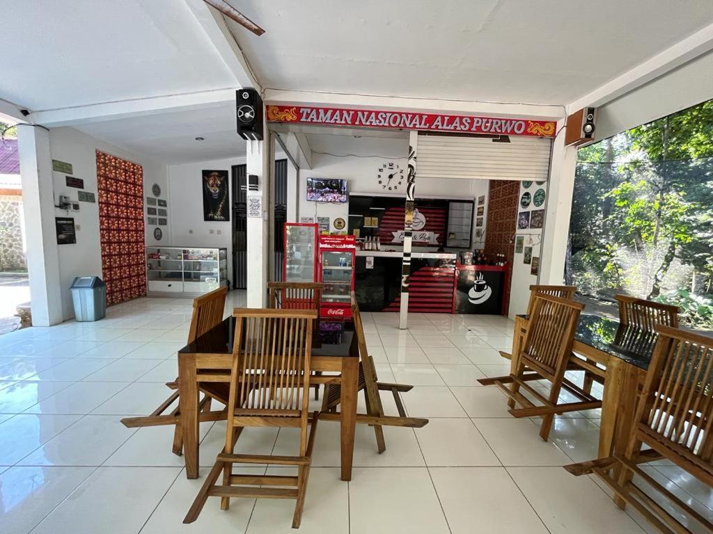 Capital O 92612 Penginapan D'Alas Purwo & Beachnearpadang Savana Sadengan บันยูวังงี ภายนอก รูปภาพ