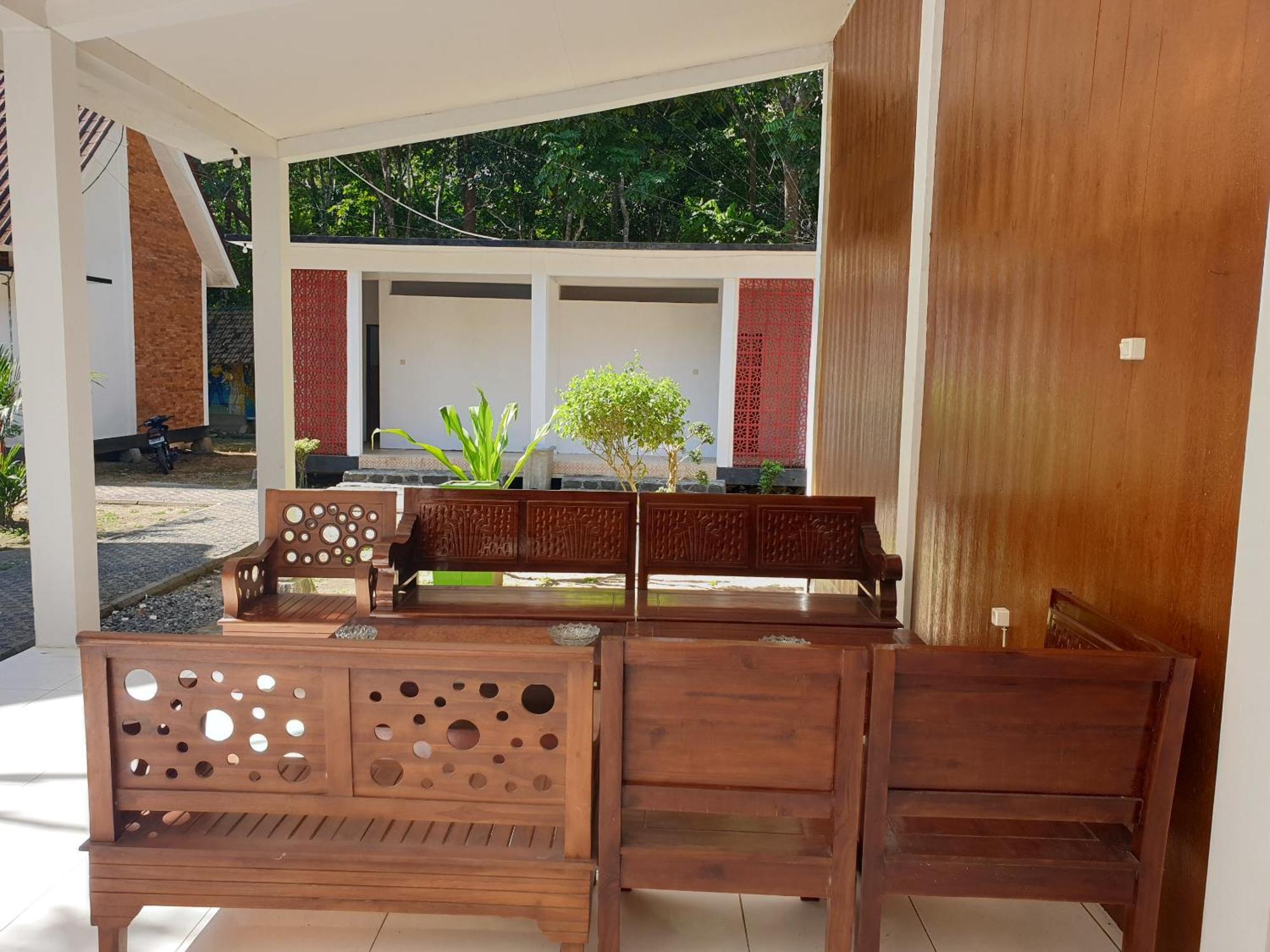 Capital O 92612 Penginapan D'Alas Purwo & Beachnearpadang Savana Sadengan บันยูวังงี ภายนอก รูปภาพ